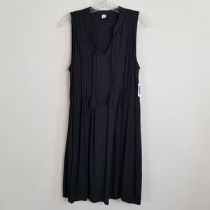 Old Navy Sleevess Black Rayon Dress Medium NWT